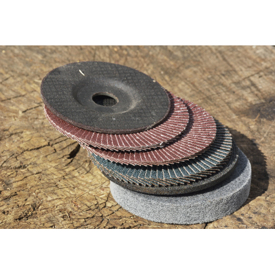 An Introduction To the Abrasive Grit British Standard Markings System